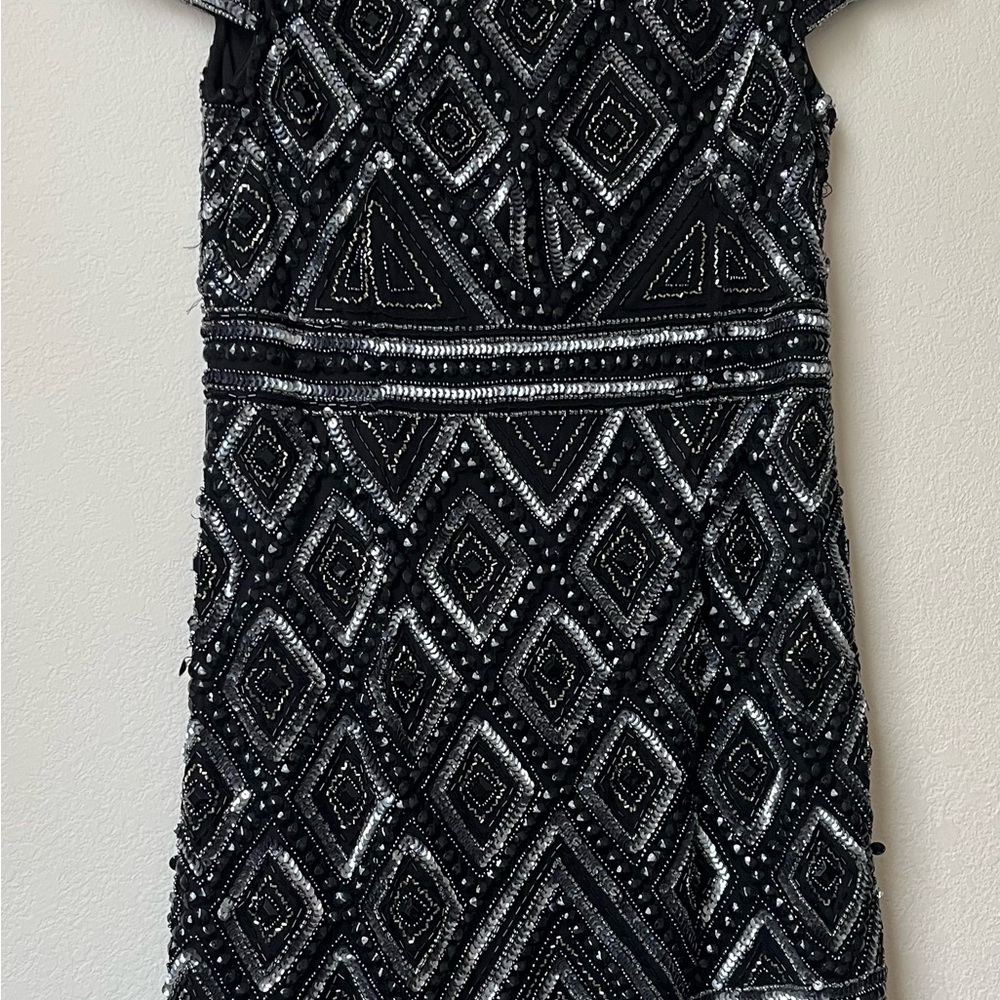 Women’s Sz 12 Adrianna Papell Black Dress with Silver & Black Beading & Sequins